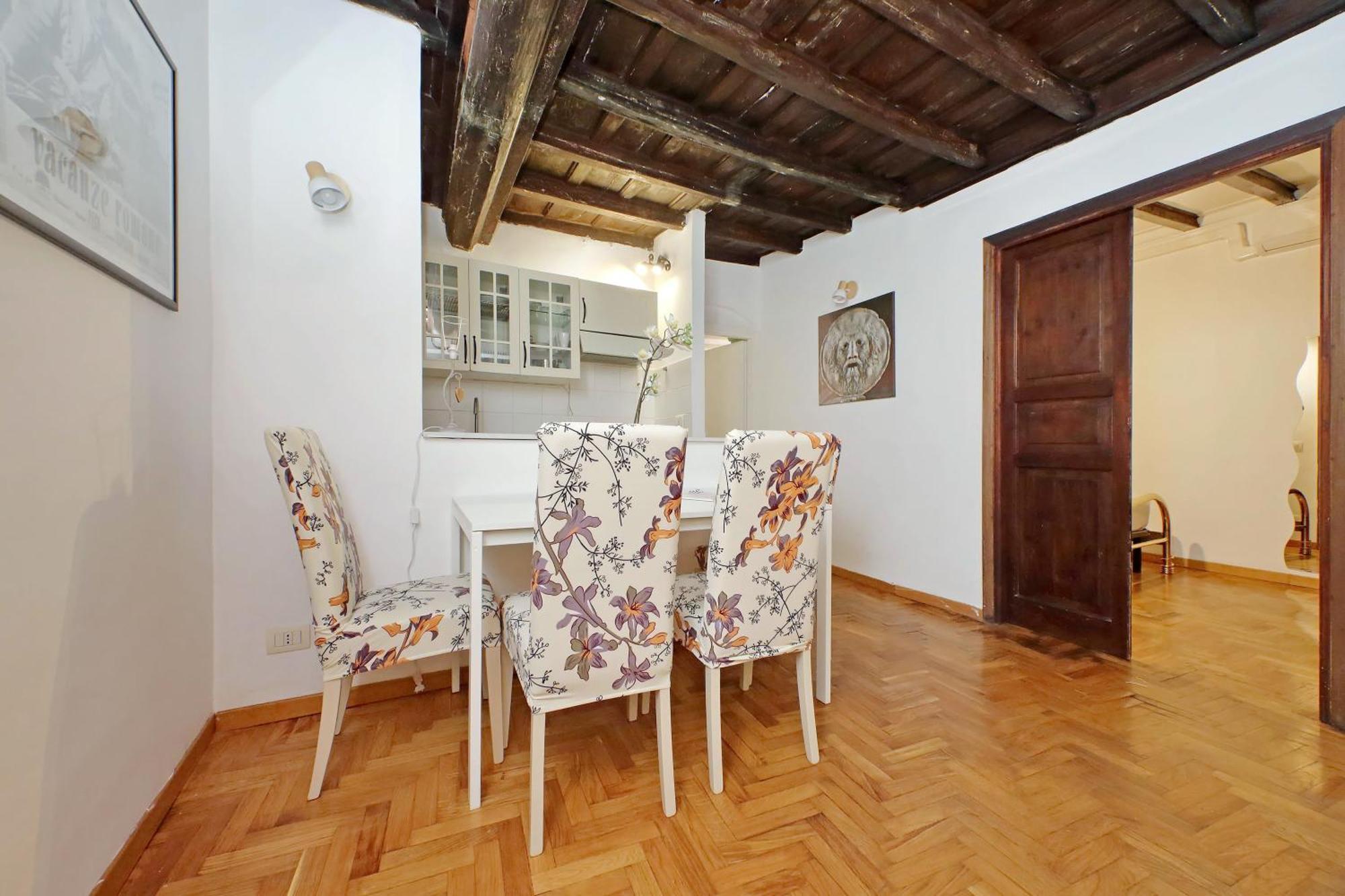 La Civetta A Navona Apartment
